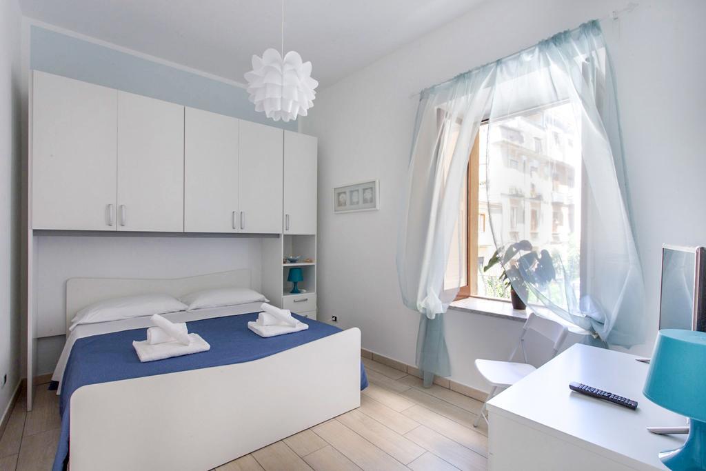 Апартаменти San Paolo House Сорренто Номер фото